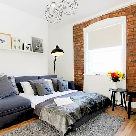 エディンバラStylish Flat In 1860'S Listed Buildingアパートメント エクステリア 写真