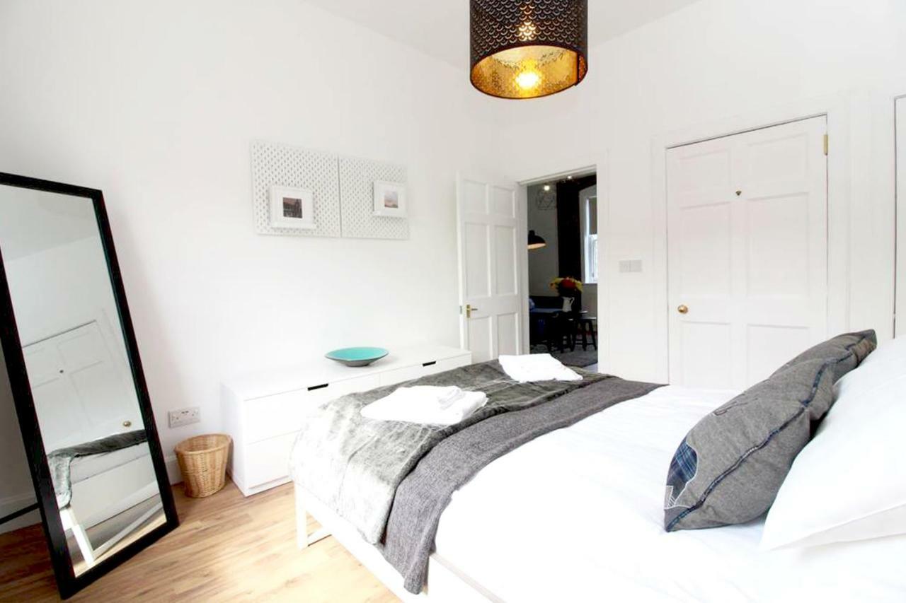 エディンバラStylish Flat In 1860'S Listed Buildingアパートメント エクステリア 写真